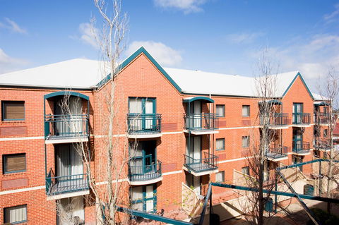 BreakFree Adelaide - Accommodation Georgetown 11