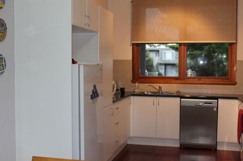 \'Point Break\' Your Waterfront Break At The Point - Accommodation Georgetown 8