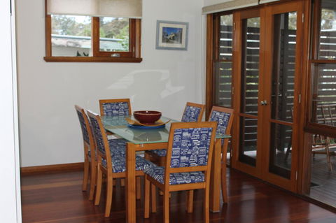 \'Point Break\' Your Waterfront Break At The Point - Accommodation Georgetown 7