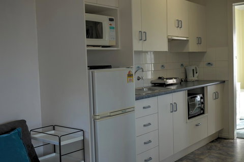 Emu Bay Holiday Homes - Accommodation Georgetown 28