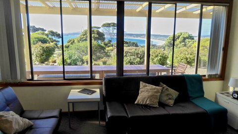 Emu Bay Holiday Homes - Accommodation Georgetown 9