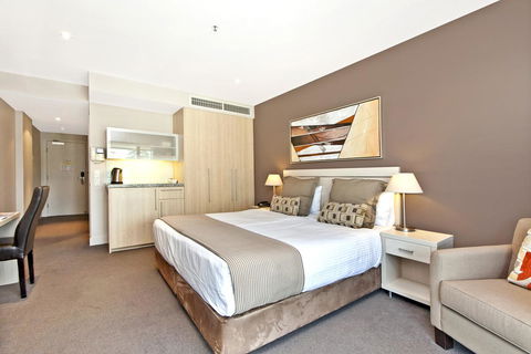 Glenelg Beach Studio - Accommodation Georgetown 12