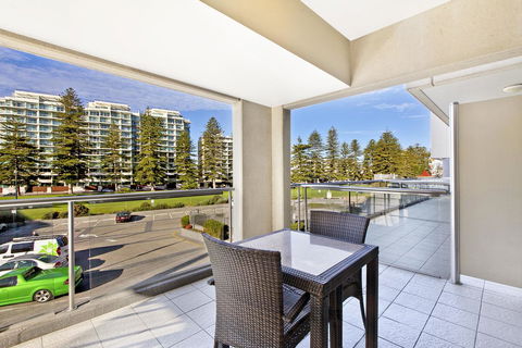 Glenelg Beach Studio - Accommodation Georgetown 5