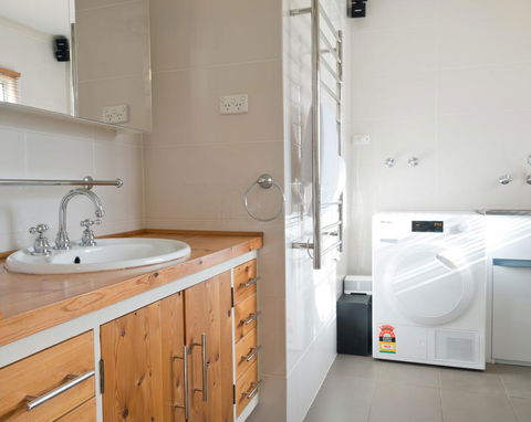 29 Jane - Accommodation Georgetown 7