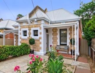 A Rose By The Park - Accommodation Georgetown 0