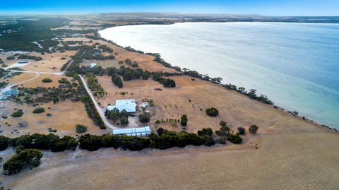Doyles On The Bay - Accommodation Georgetown 4