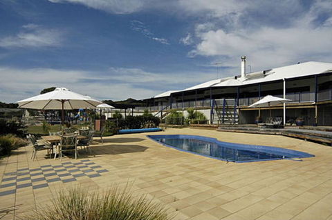 Doyles On The Bay - Accommodation Georgetown 5
