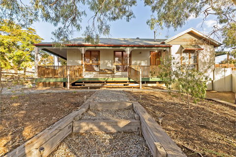 Rustic On 13th - Accommodation Georgetown 0