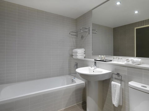 Rydges Resort Hunter Valley - Accommodation Georgetown 13