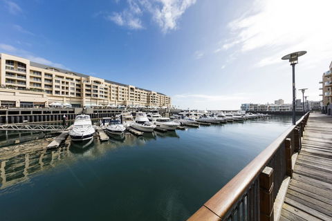 Oaks Glenelg Liberty Suites - Accommodation Georgetown 15