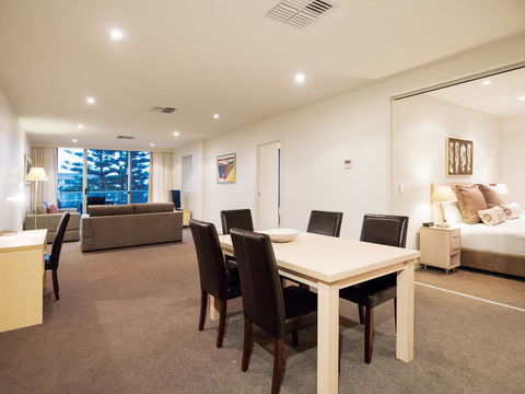Oaks Glenelg Liberty Suites - Accommodation Georgetown 24