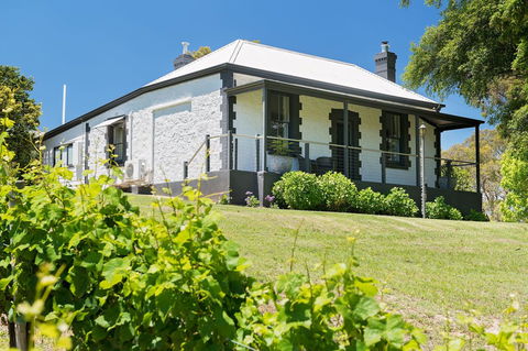 The Other House - Accommodation Georgetown 1