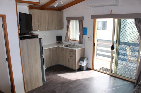 Ceduna Foreshore Caravan Park - Accommodation Georgetown 7