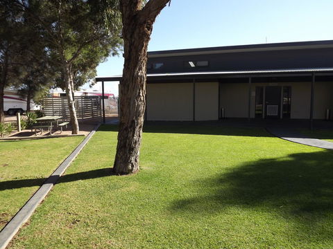 Ceduna Foreshore Caravan Park - Accommodation Georgetown 31