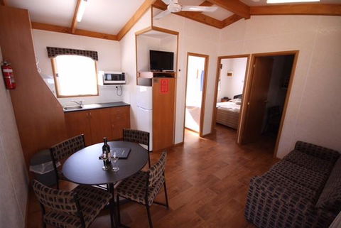 Ceduna Foreshore Caravan Park - Accommodation Georgetown 37