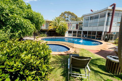 Jacksons Motor Inn - Accommodation Georgetown 2