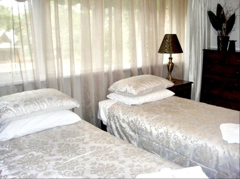 Superb Townhouse In North Adelaide - Accommodation Georgetown 7
