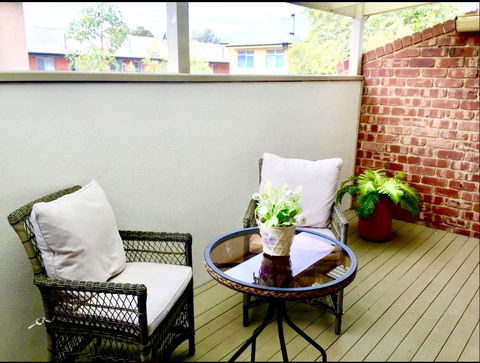 Superb Townhouse In North Adelaide - Accommodation Georgetown 5