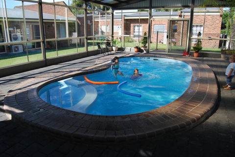 Arkana Motor Inn & Terrace Apartments - Accommodation Georgetown 2