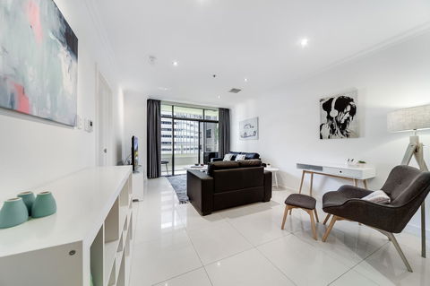 York Apartments On Grenfell - Accommodation Georgetown 9