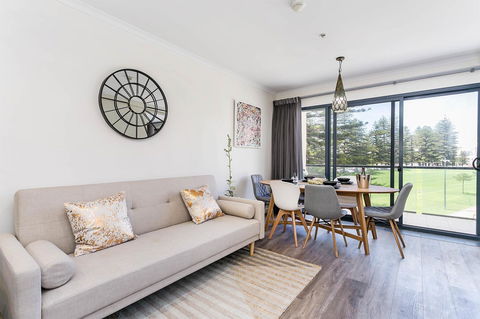Heart Of Glenelg BnB - Accommodation Georgetown 10
