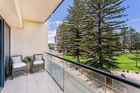 Heart Of Glenelg BnB - Accommodation Georgetown 12