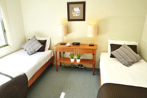 SkyView Villa - Accommodation Georgetown 20