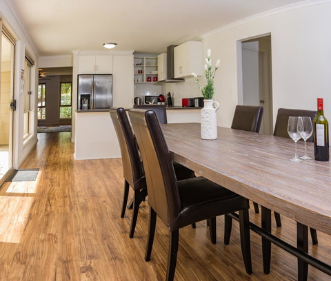 32 West B&B - Accommodation Georgetown 0