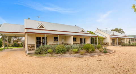 Barossa Vineyard Cottages - Accommodation Georgetown 24