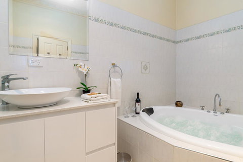 Barossa Vineyard Cottages - Accommodation Georgetown 13