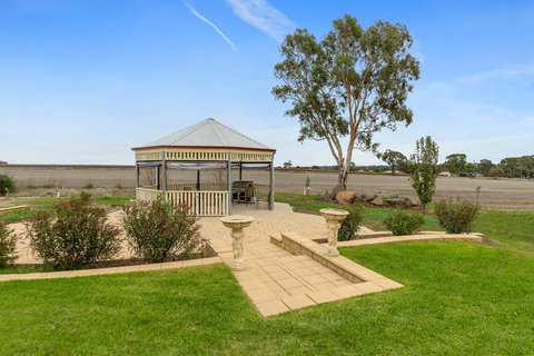 Barossa Vineyard Cottages - Accommodation Georgetown 25