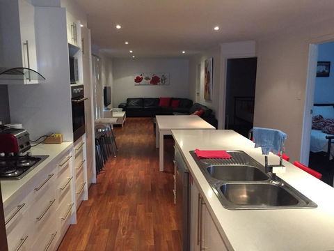 Home On Torrens - Accommodation Georgetown 1