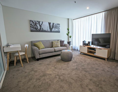 Adelaide DressCircle Apartments - North Terrace - Accommodation Georgetown 23