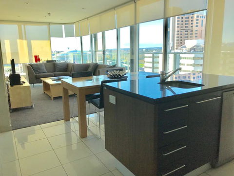 Adelaide DressCircle Apartments - North Terrace - Accommodation Georgetown 3