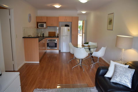 Spacious 4 BR And 2 Bathrooms City Apartment - Accommodation Georgetown 18