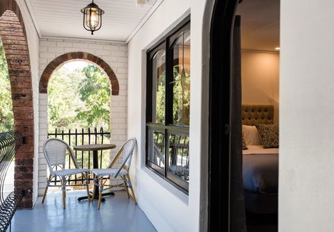 The Manor Basket Range - Accommodation Georgetown 18