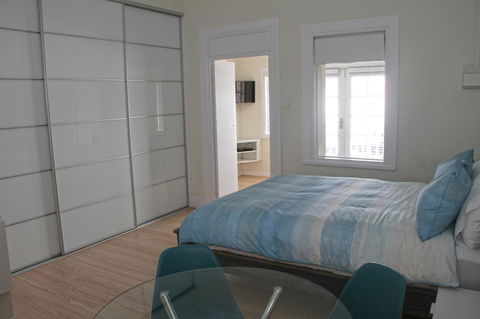 Smugglers Inn Studio Apartments - Accommodation Georgetown 6