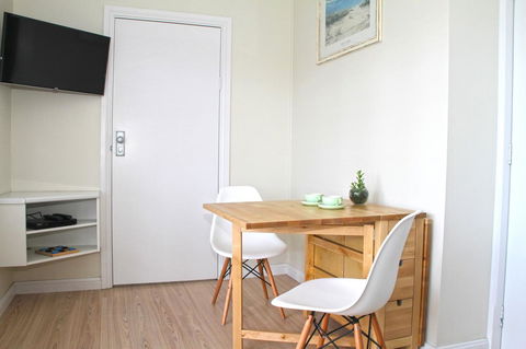 Smugglers Inn Studio Apartments - Accommodation Georgetown 14