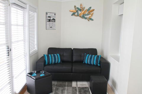 Smugglers Inn Studio Apartments - Accommodation Georgetown 3