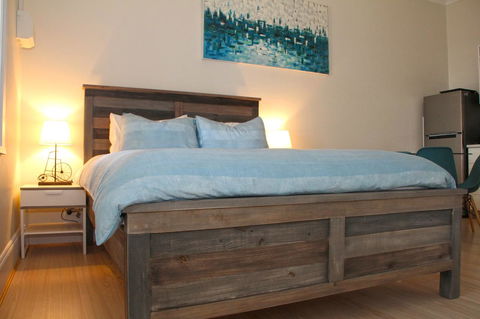 Smugglers Inn Studio Apartments - Accommodation Georgetown 5