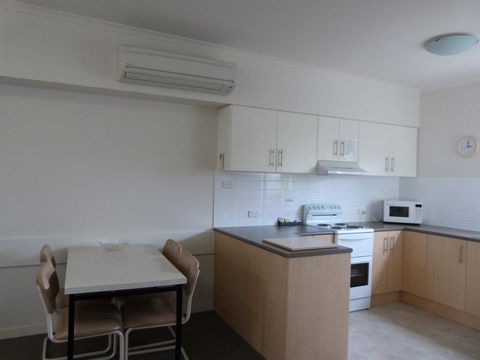 Glenelg Holiday Apartments - Corfu - Accommodation Georgetown 7