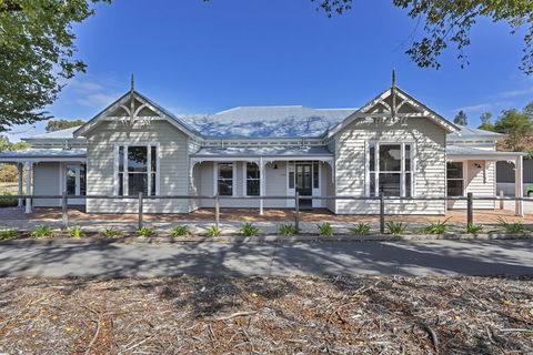 Grandview Accommodation - The Elm Tree Apartments - Accommodation Georgetown 30