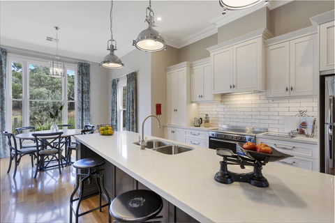 Grandview Accommodation - The Elm Tree Apartments - Accommodation Georgetown 15