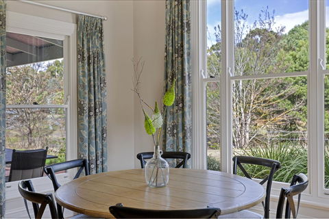 Grandview Accommodation - The Elm Tree Apartments - Accommodation Georgetown 8