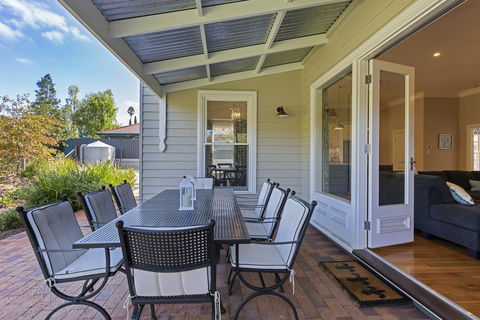 Grandview Accommodation - The Elm Tree Apartments - Accommodation Georgetown 27