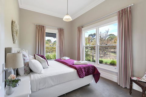 Grandview Accommodation - The Elm Tree Apartments - Accommodation Georgetown 12