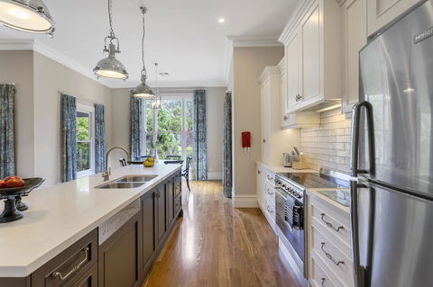 Grandview Accommodation - The Elm Tree Apartments - Accommodation Georgetown 14