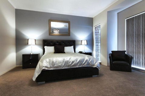 Casavino Luxury Villa - Accommodation Georgetown 29