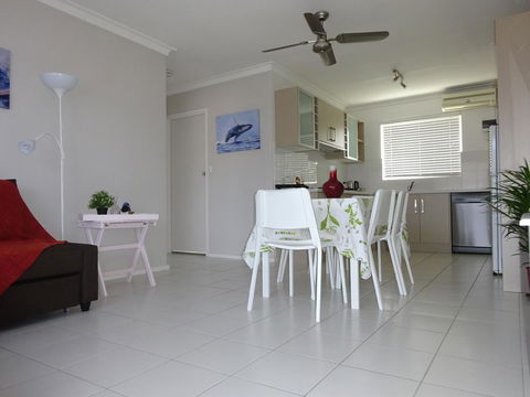 Selene Holiday Apartment @West Beach - Accommodation Georgetown 1