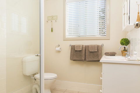 Stoneleigh Cottage Bed And Breakfast - Accommodation Georgetown 5